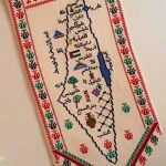 خريطة فلسطين مطرزة يدوياً من تطريز فلاحي
