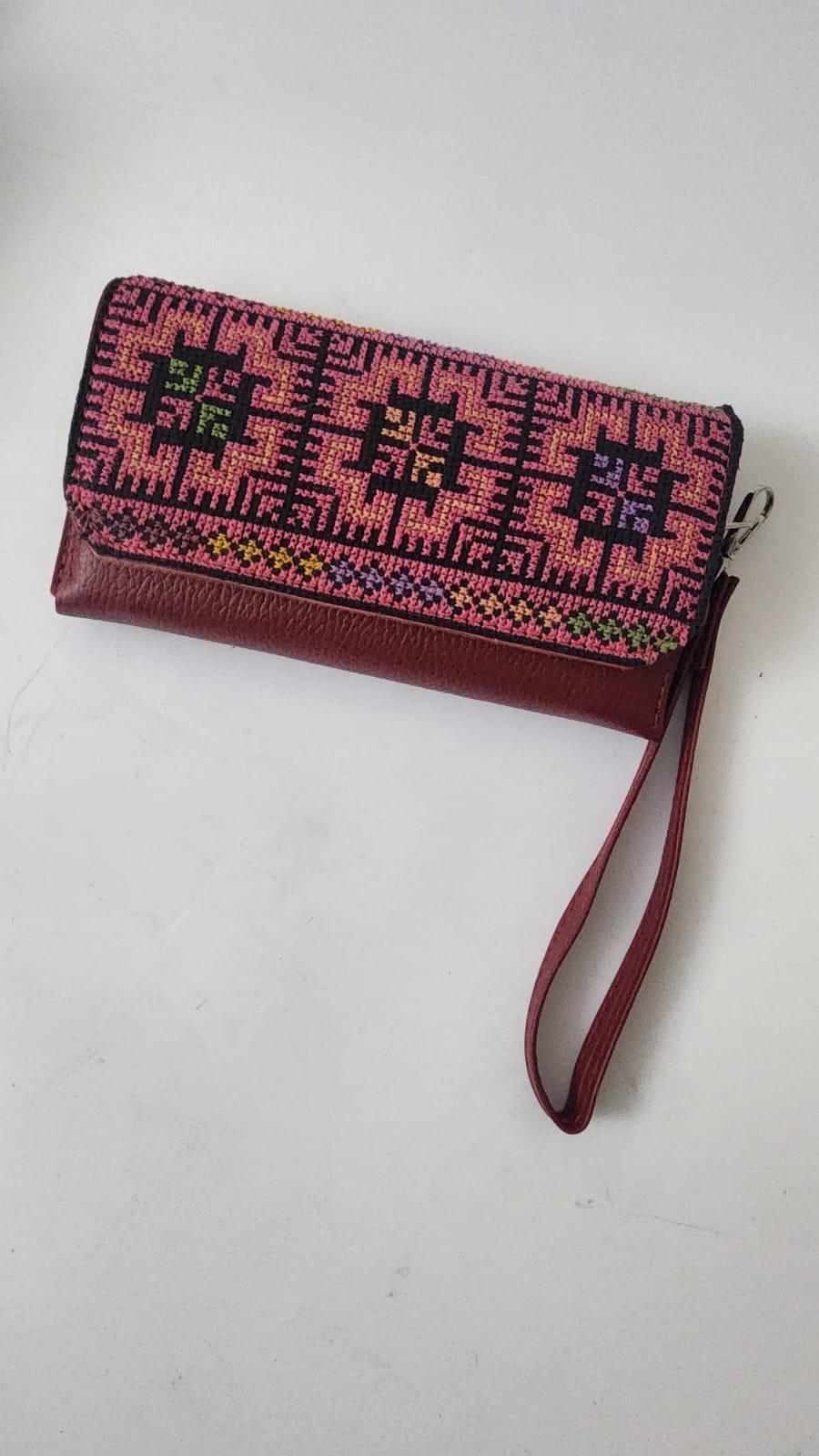 Hand-embroidered Leather Trifold Wallet For Women - Image 4